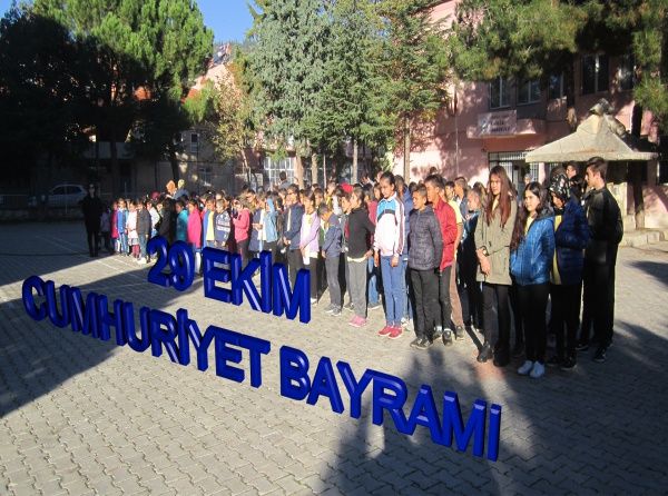 Okulumuzda 29 Ekim Cumhuriyet Bayramı kutlandı